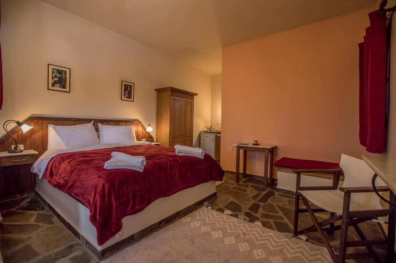 Ktima Alonaki Aparthotel Пластирас Екстериор снимка